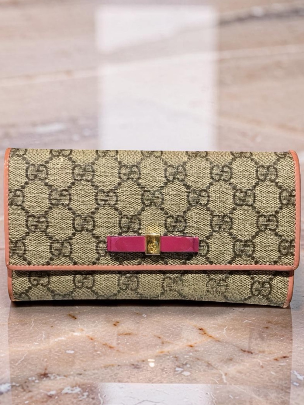 GUCCI GG Supreme Ribbon Flap Coated Canvas Wallet 🔥😍🎀
